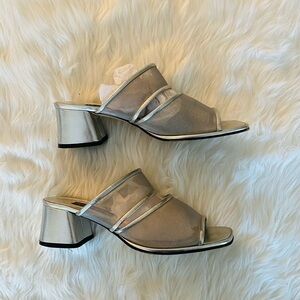 Prima Royale silver mesh slip on sandals, Sz. 9